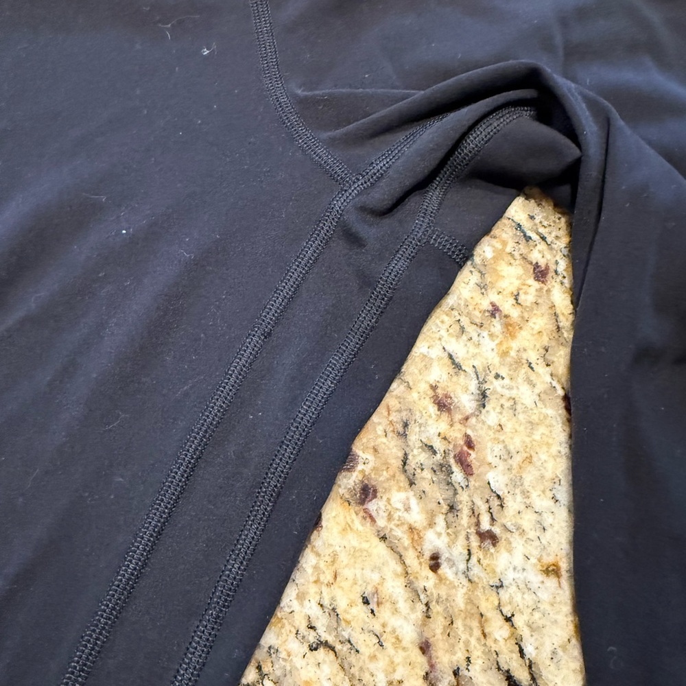 Lululemon align size 8 - Picture 3 of 5